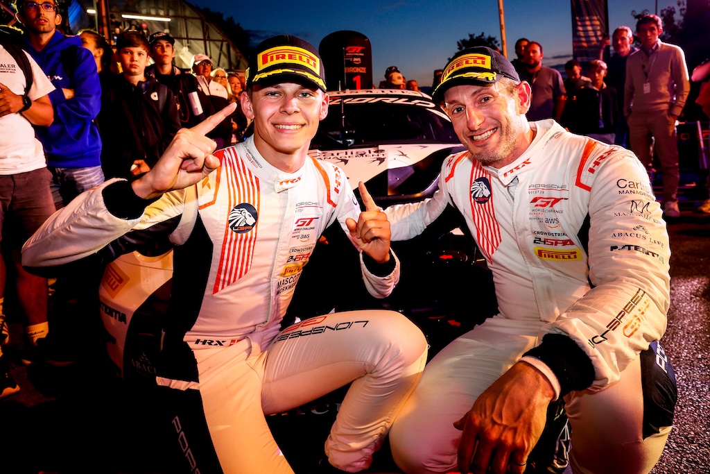 Bastian Buus i kamp om mesterskabet i GTWC-finale. 
(Foto: SRO Motorsports Group)